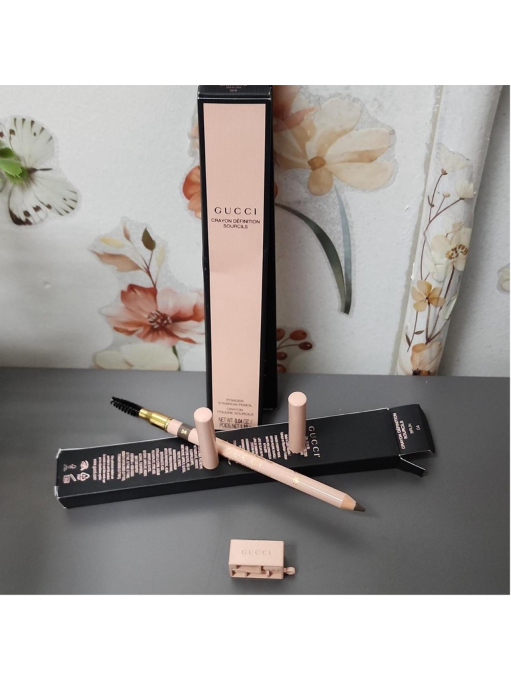 Gucci brow pencil #glamour #luxury #makeup